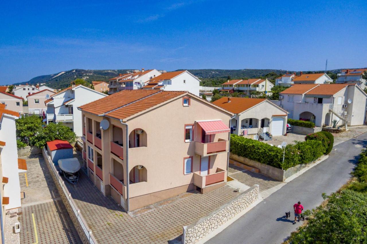 Apartment Tonka Barbat na Rabu Екстериор снимка