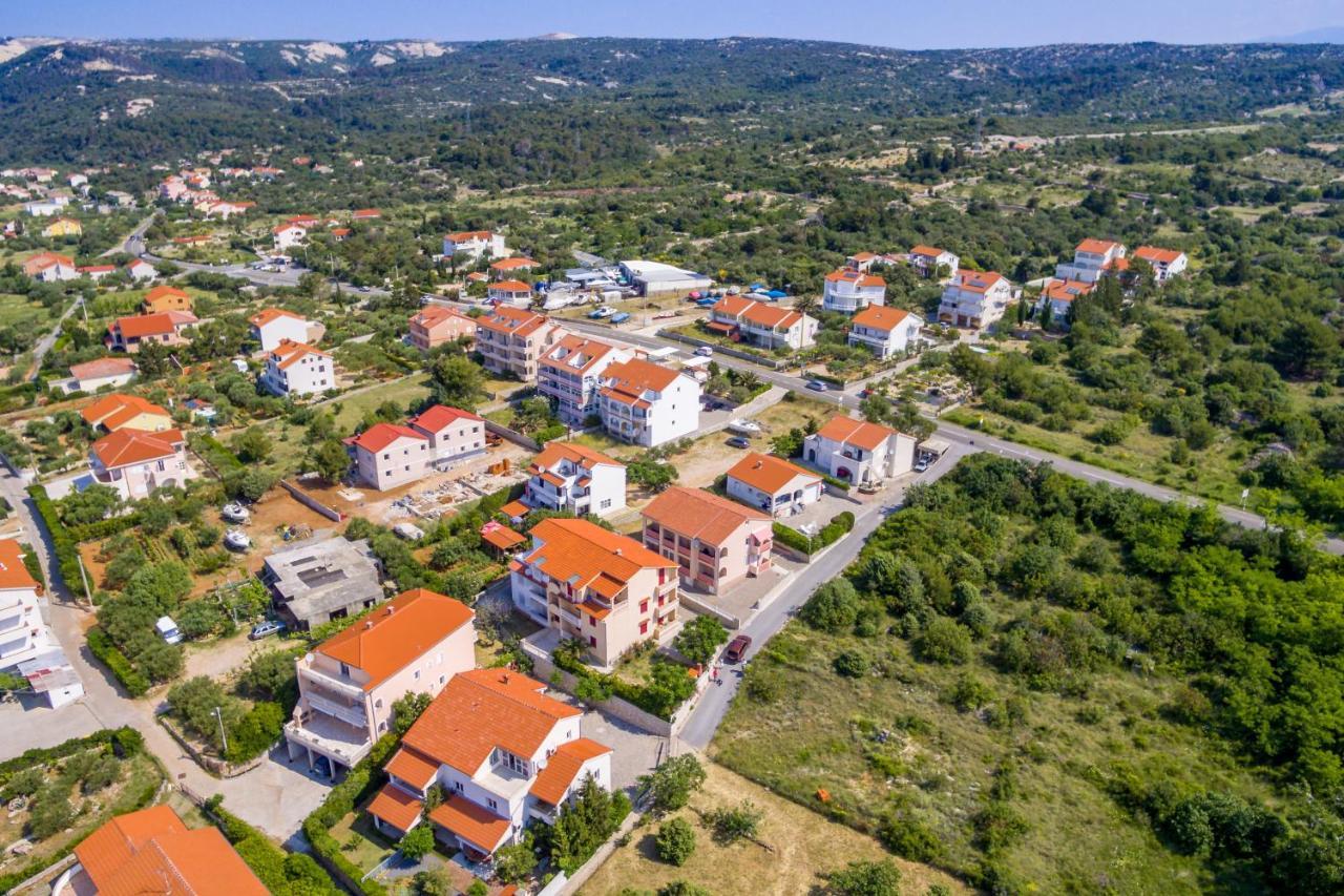 Apartment Tonka Barbat na Rabu Екстериор снимка